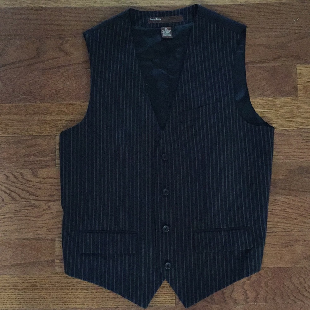 Perry Ellis Men’s striped vest